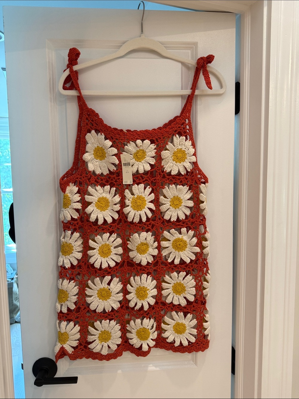 Crochet daisy coverup